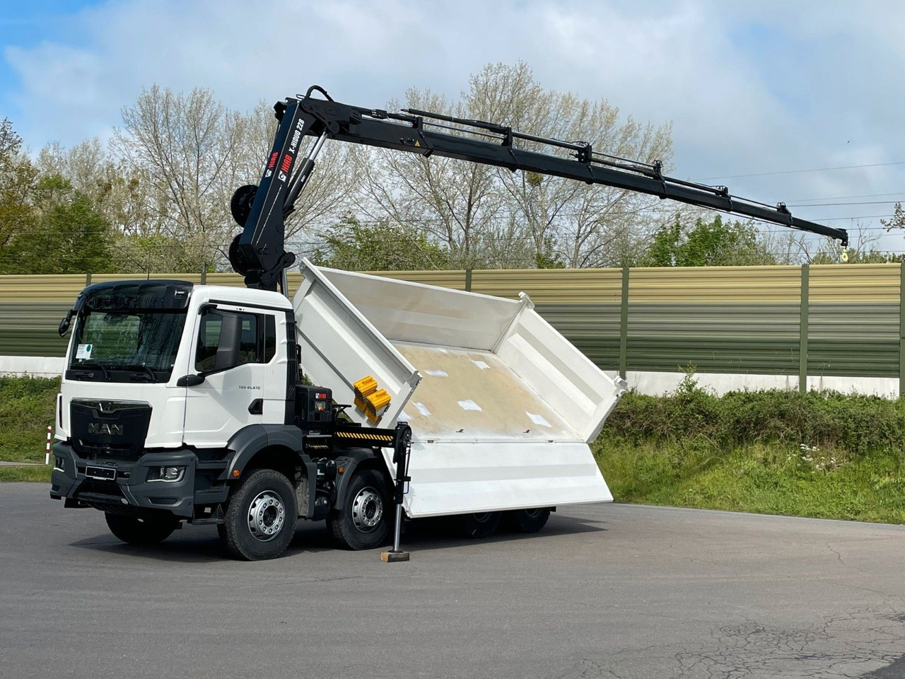 MAN TGS 41.480 8x4/Euro6e Euromix Kipper Hiab 228-6 - Tipper, Crane truck: picture 1 MAN TGS 41.480 8x4/Euro6e Euromix Kipper Hiab 228-6 - Tipper, Crane truck: picture 1