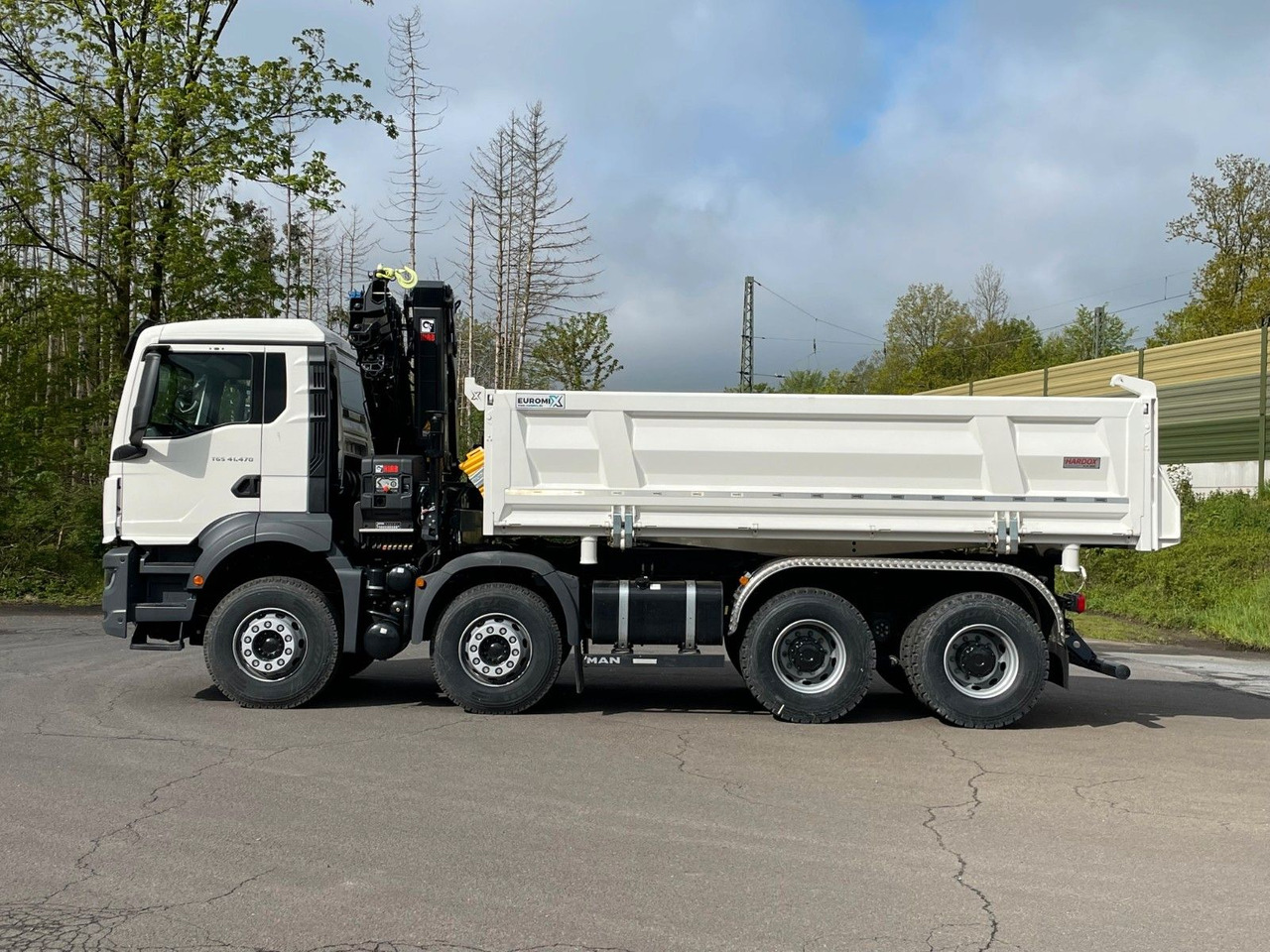 MAN TGS 41.480 8x4/Euro6e Euromix Kipper Hiab 228-6 - Tipper, Crane truck: picture 4 MAN TGS 41.480 8x4/Euro6e Euromix Kipper Hiab 228-6 - Tipper, Crane truck: picture 4
