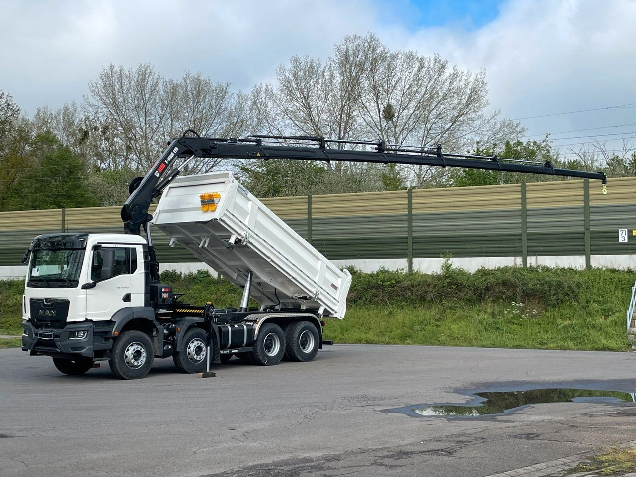 MAN TGS 41.480 8x4/Euro6e Euromix Kipper Hiab 228-6 - Tipper, Crane truck: picture 1 MAN TGS 41.480 8x4/Euro6e Euromix Kipper Hiab 228-6 - Tipper, Crane truck: picture 1
