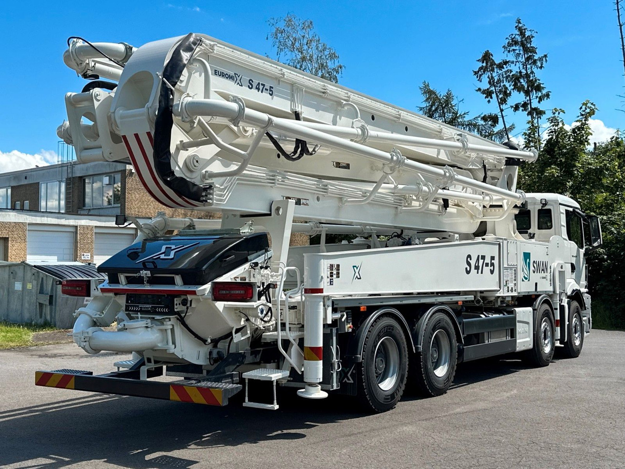 MAN TGS 41.520 8x4 SWAN TSP 47-5 160RZ ( 47m ) - Concrete pump truck: picture 5 MAN TGS 41.520 8x4 SWAN TSP 47-5 160RZ ( 47m ) - Concrete pump truck: picture 5