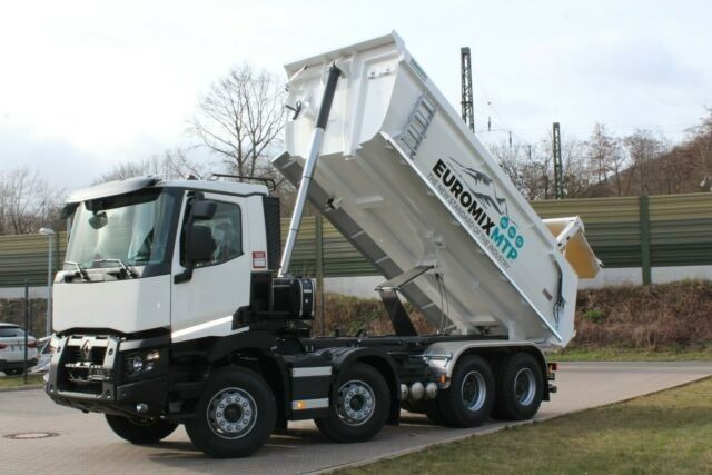Renault 440 8X4 Renault 440 8X4 - Tipper: picture 1 Renault 440 8X4 Renault 440 8X4 - Tipper: picture 1