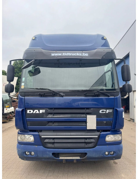 DAF CF 75.310 **EURO 5-FRENCH TRUCK** - Box truck: picture 2 DAF CF 75.310 **EURO 5-FRENCH TRUCK** - Box truck: picture 2