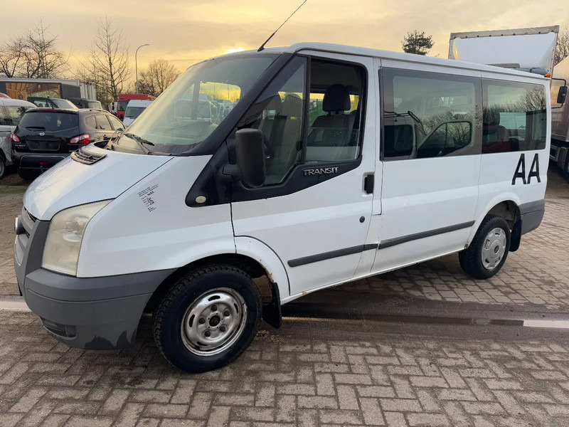 Ford **9PLACES-9SEATS** - Minibus, Passenger van: picture 1 Ford **9PLACES-9SEATS** - Minibus, Passenger van: picture 1