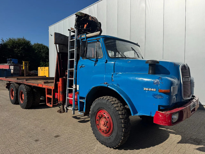 MAN 26.240 **6CYL-FRENCH TRUCK** - Dropside/ Flatbed truck, Crane truck: picture 3 MAN 26.240 **6CYL-FRENCH TRUCK** - Dropside/ Flatbed truck, Crane truck: picture 3