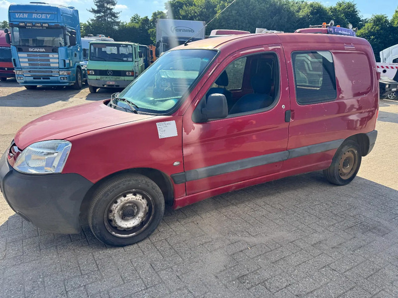 Peugeot Partner - Small van: picture 2 Peugeot Partner - Small van: picture 2