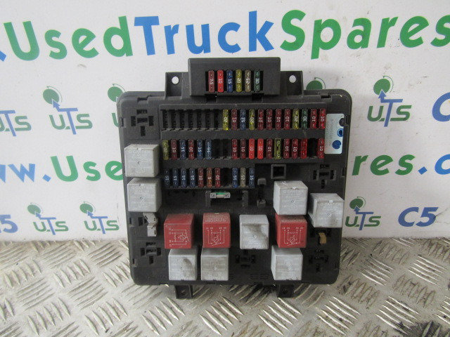 DAF CF65 FUSEBOARD 153723 110905 - Electrical system for Truck: picture 1 DAF CF65 FUSEBOARD 153723 110905 - Electrical system for Truck: picture 1