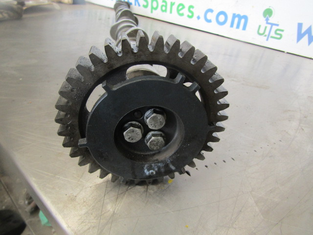 MAN TGS D2066 CAMSHAFT P/NO 51.04401-6404/6049 - Engine and parts for Truck: picture 2 MAN TGS D2066 CAMSHAFT P/NO 51.04401-6404/6049 - Engine and parts for Truck: picture 2