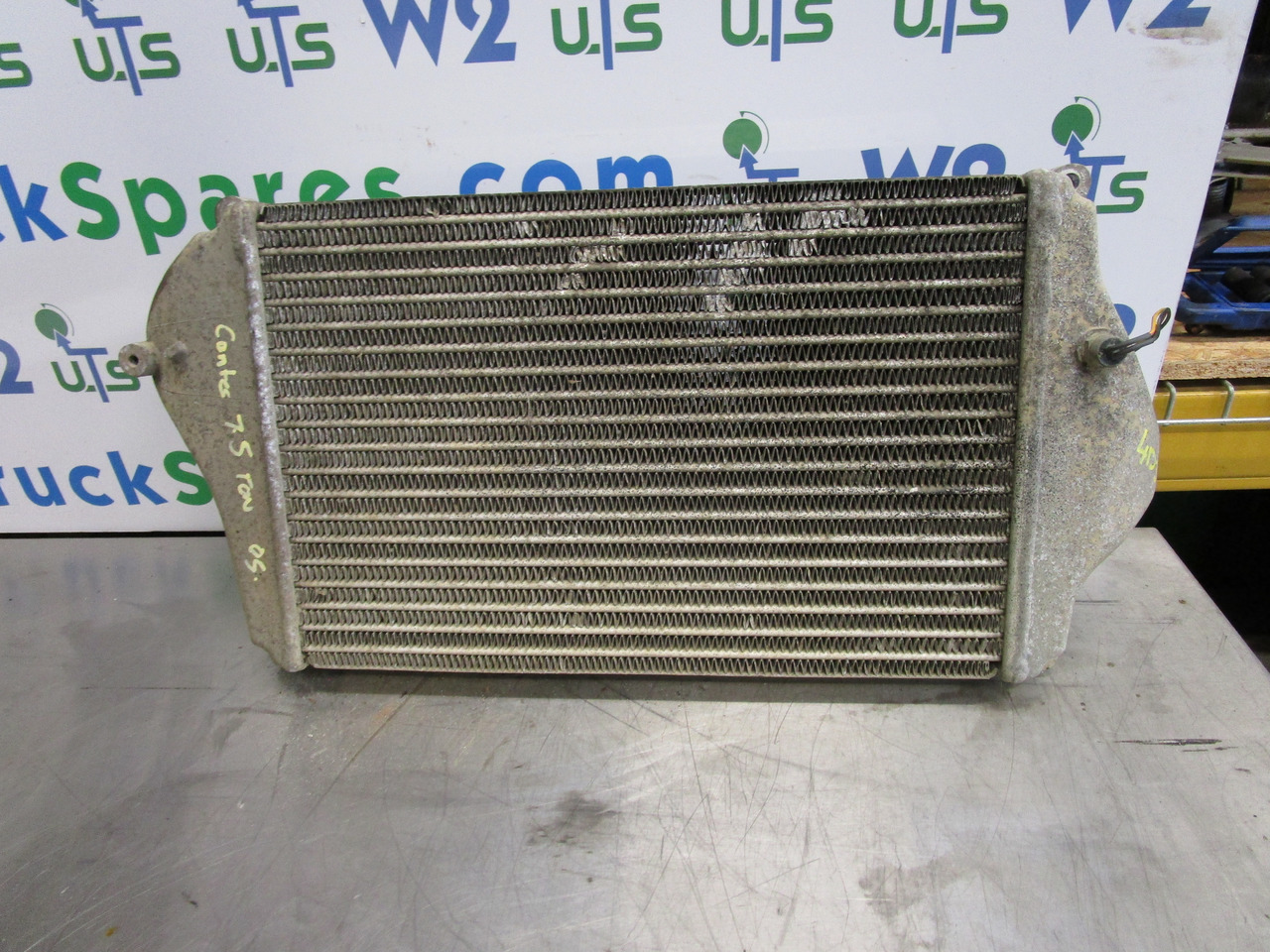MITSUBISHI CANTER INTERCOOLER - Radiator for Truck: picture 1 MITSUBISHI CANTER INTERCOOLER - Radiator for Truck: picture 1