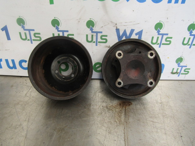 VOLVO FH D12D FAN BELT PULLYS - Engine and parts for Truck: picture 2 VOLVO FH D12D FAN BELT PULLYS - Engine and parts for Truck: picture 2