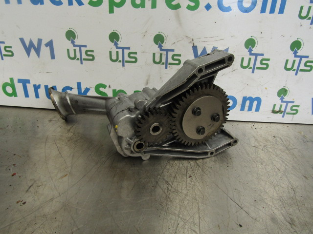 VOLVO FH D12D OIL PUMP - Engine and parts for Truck: picture 2 VOLVO FH D12D OIL PUMP - Engine and parts for Truck: picture 2