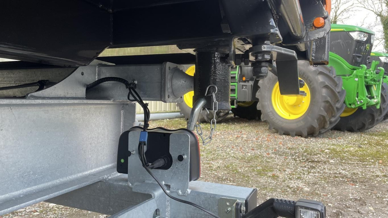 Fliegl TSK 115 - Farm tipping trailer/ Dumper: picture 3 Fliegl TSK 115 - Farm tipping trailer/ Dumper: picture 3