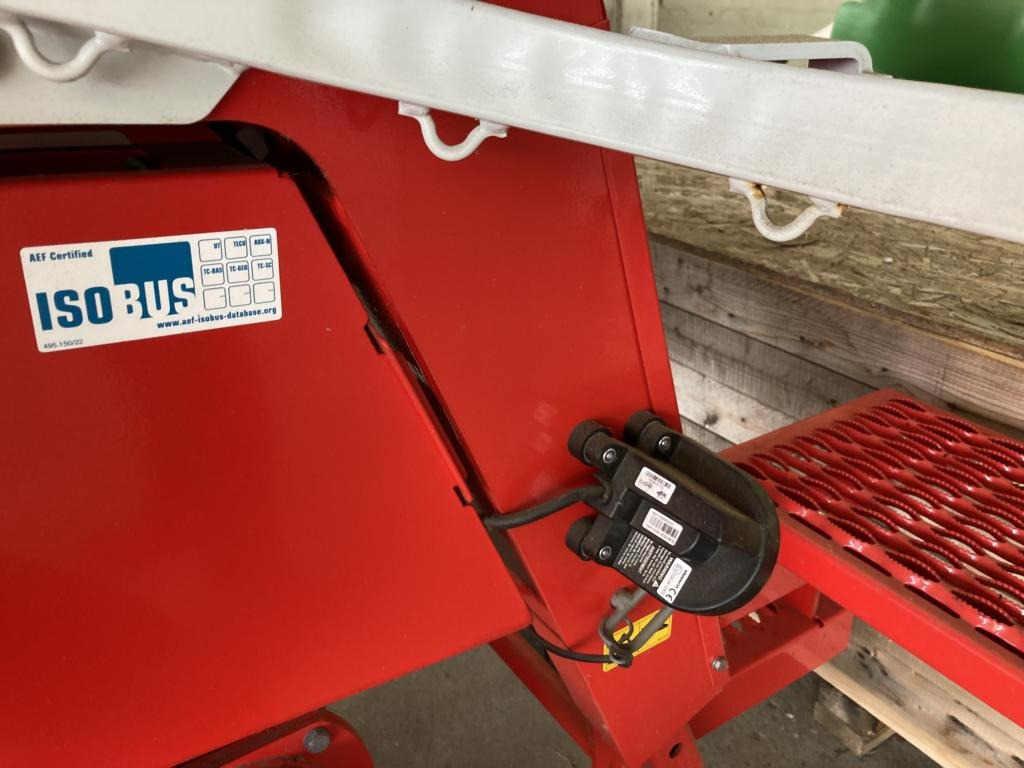Pöttinger AEROSEM 4002 FDD - Seed drill: picture 2 Pöttinger AEROSEM 4002 FDD - Seed drill: picture 2