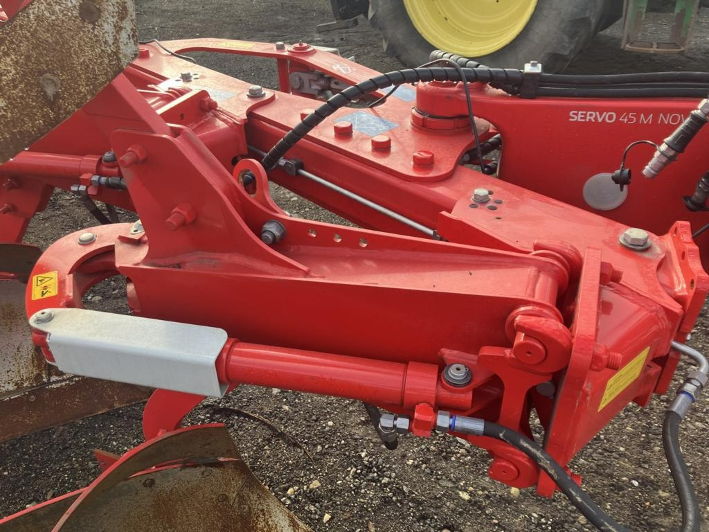Pöttinger SERVO 45 M 5-SCHAR NOVA - Plow: picture 4 Pöttinger SERVO 45 M 5-SCHAR NOVA - Plow: picture 4