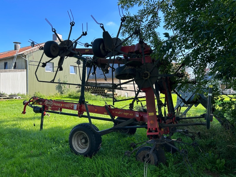 Vicon Fanex 1103 C - Tedder/ Rake: picture 4 Vicon Fanex 1103 C - Tedder/ Rake: picture 4