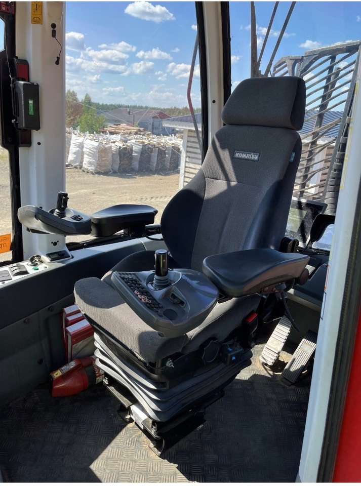 Komatsu 845  - Forwarder: picture 3 Komatsu 845  - Forwarder: picture 3