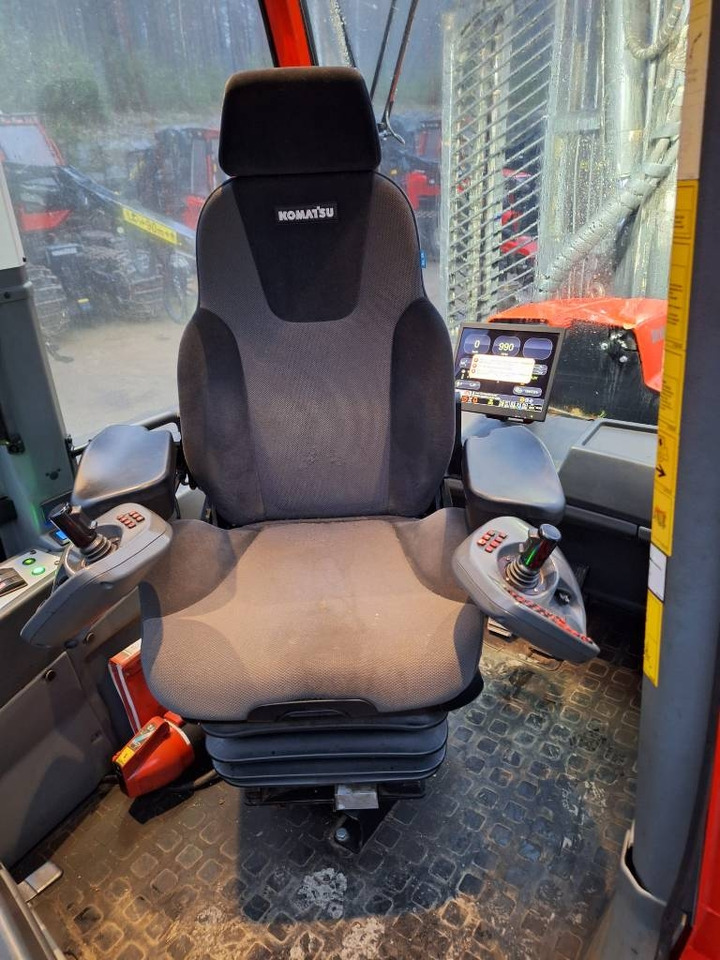 Forwarder Komatsu 875: picture 9 Forwarder Komatsu 875: picture 9