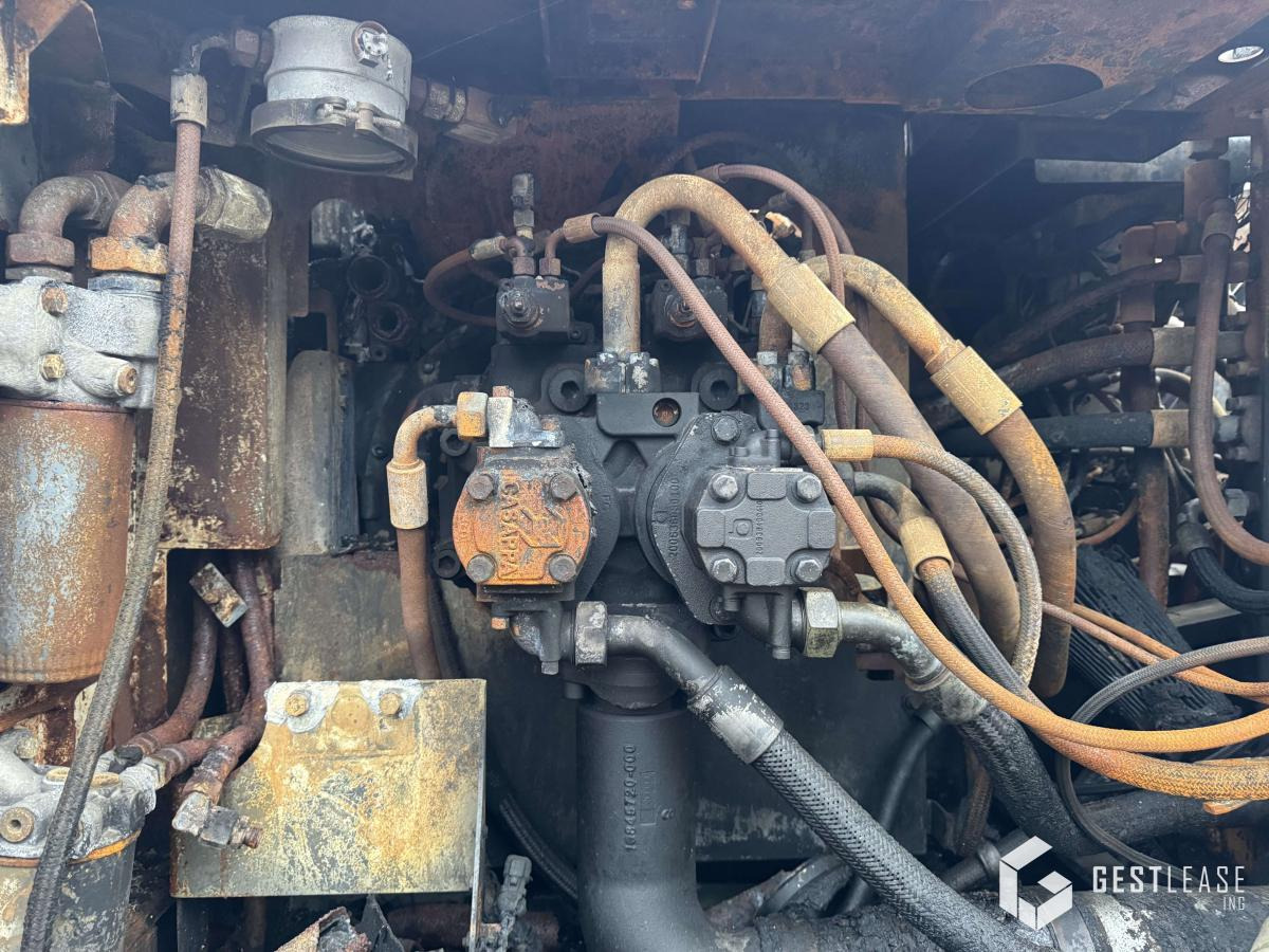 Liebherr R922LC - Crawler excavator: picture 4 Liebherr R922LC - Crawler excavator: picture 4