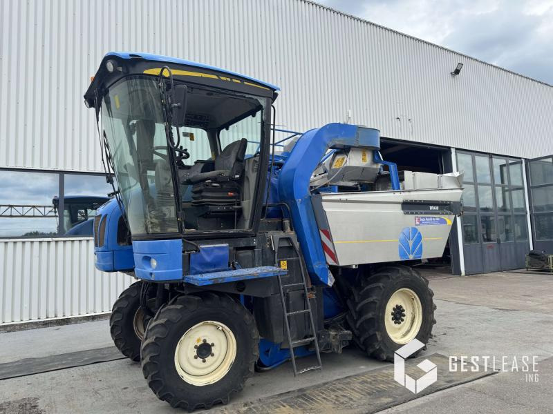 New Holland VL6050 - Grape harvesting machine: picture 1 New Holland VL6050 - Grape harvesting machine: picture 1
