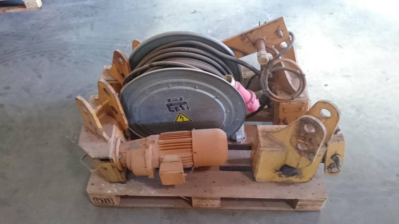 Liebherr Schienenfahrewerk Schienenfahrwerk für 34K, 35K - Construction equipment: picture 3 Liebherr Schienenfahrewerk Schienenfahrwerk für 34K, 35K - Construction equipment: picture 3