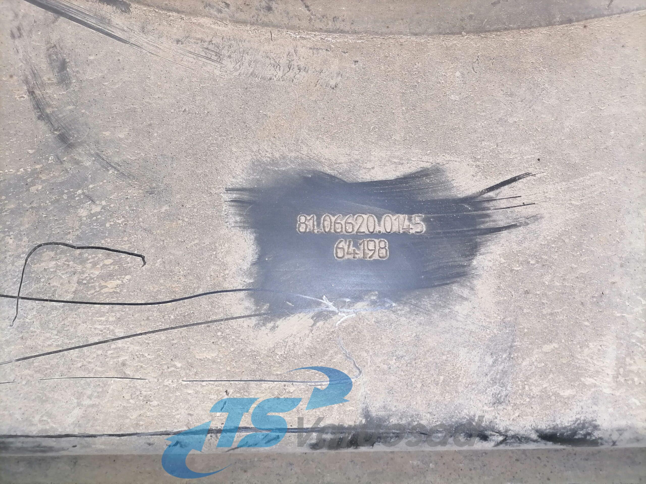 MAN Fan shroud 81066200145 - Radiator for Truck: picture 3 MAN Fan shroud 81066200145 - Radiator for Truck: picture 3