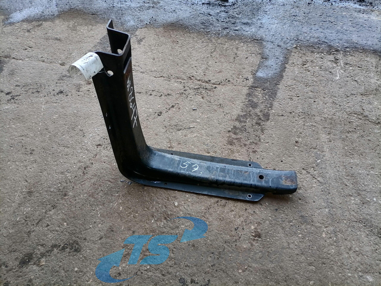 MAN Kütusepaagi kandur, MAN 81418010256 - Fuel tank for Truck: picture 1 MAN Kütusepaagi kandur, MAN 81418010256 - Fuel tank for Truck: picture 1