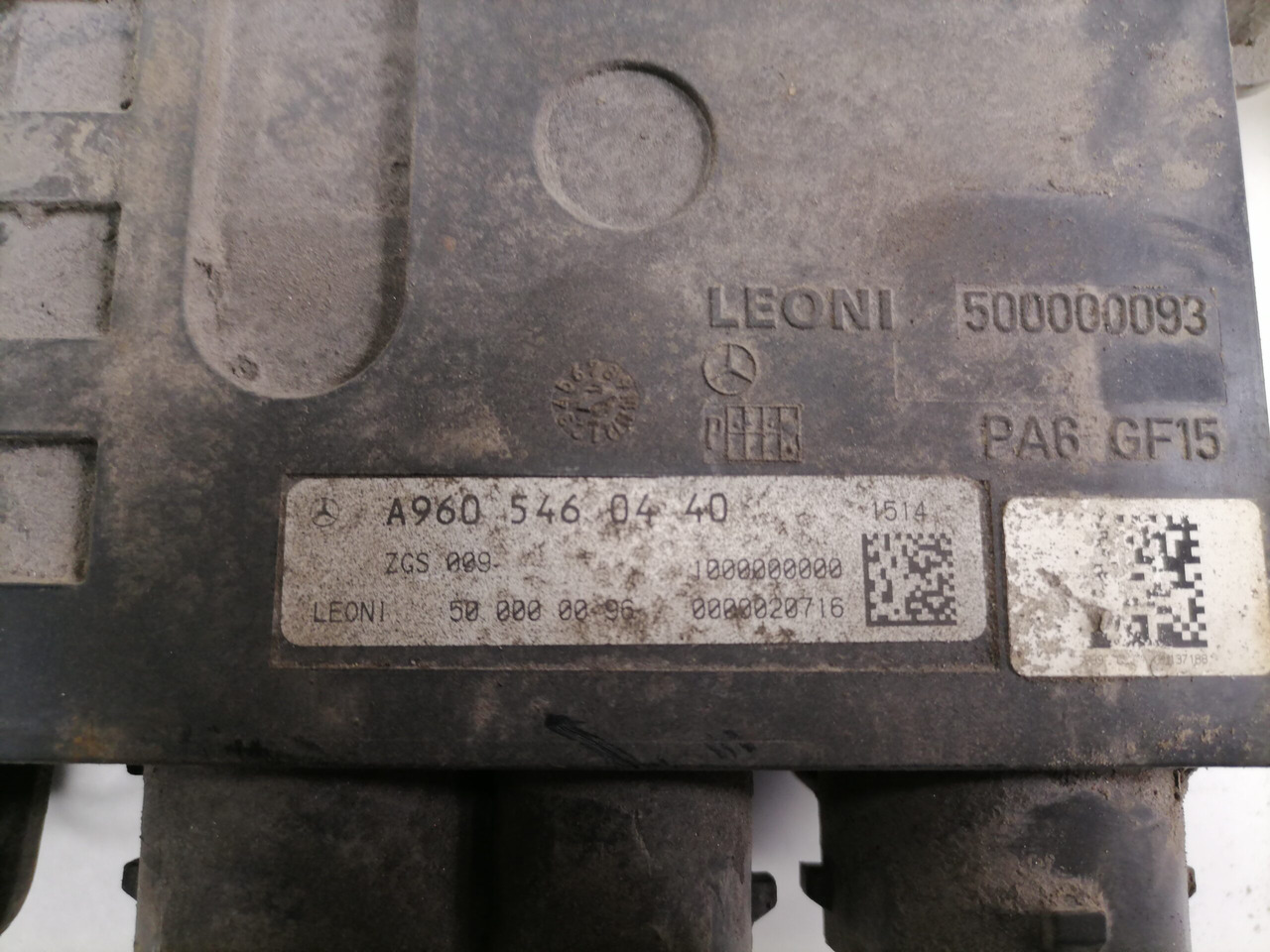 Mercedes-Benz Juhtmestiku harukarp A9605460440 - Fuse for Truck: picture 4 Mercedes-Benz Juhtmestiku harukarp A9605460440 - Fuse for Truck: picture 4