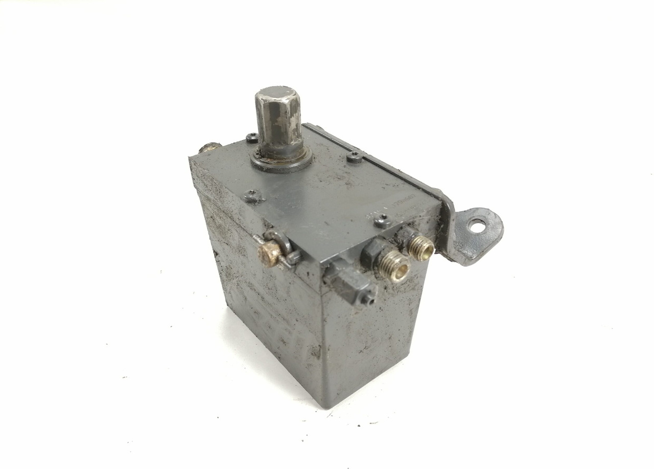 Scania Cab tilting pump 1794907 - Cab suspension for Truck: picture 1 Scania Cab tilting pump 1794907 - Cab suspension for Truck: picture 1