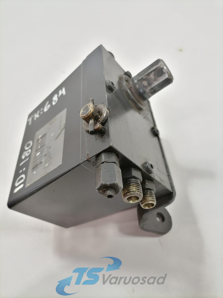Scania Cab tilting pump 1794907 - Cab suspension for Truck: picture 1 Scania Cab tilting pump 1794907 - Cab suspension for Truck: picture 1