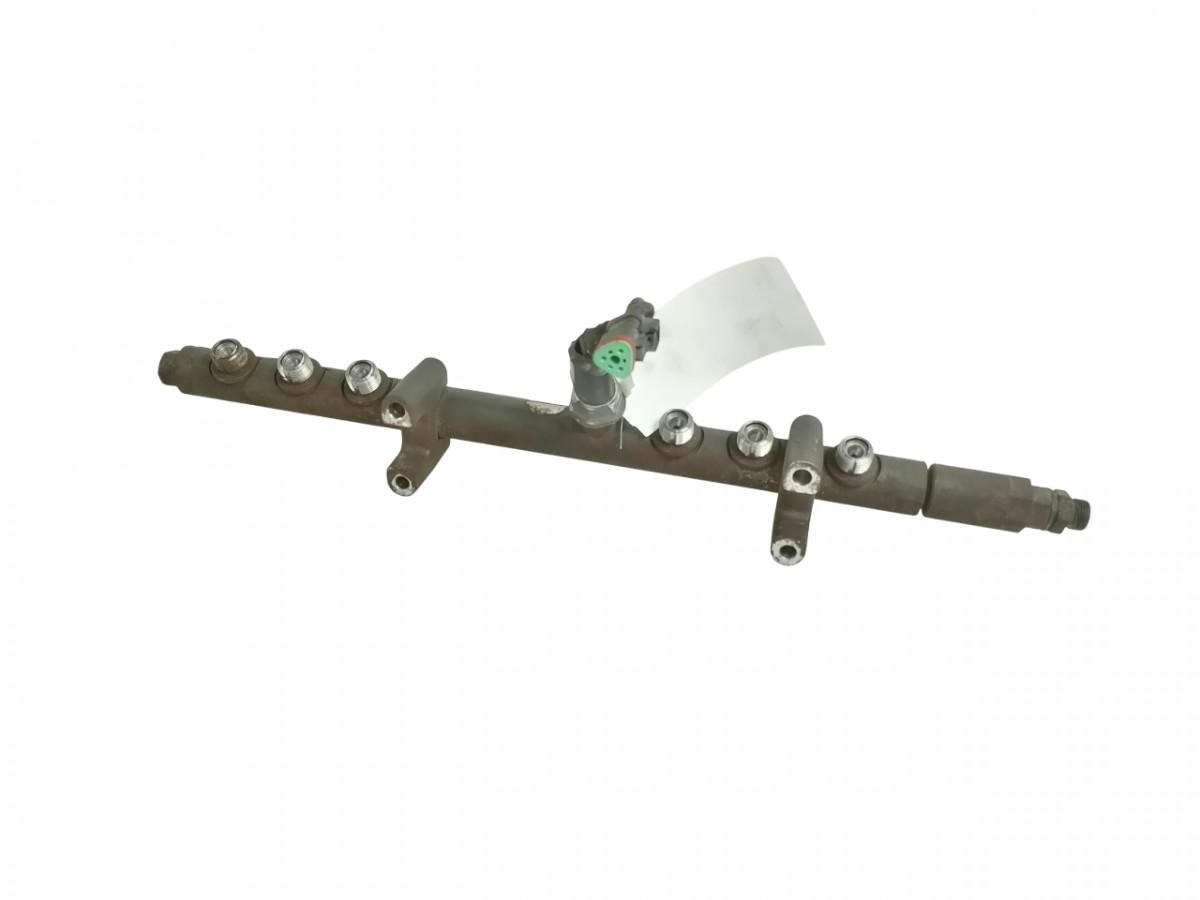 Scania Fuel collector 2002833 - Fuel processing/ Fuel delivery for Truck: picture 1 Scania Fuel collector 2002833 - Fuel processing/ Fuel delivery for Truck: picture 1