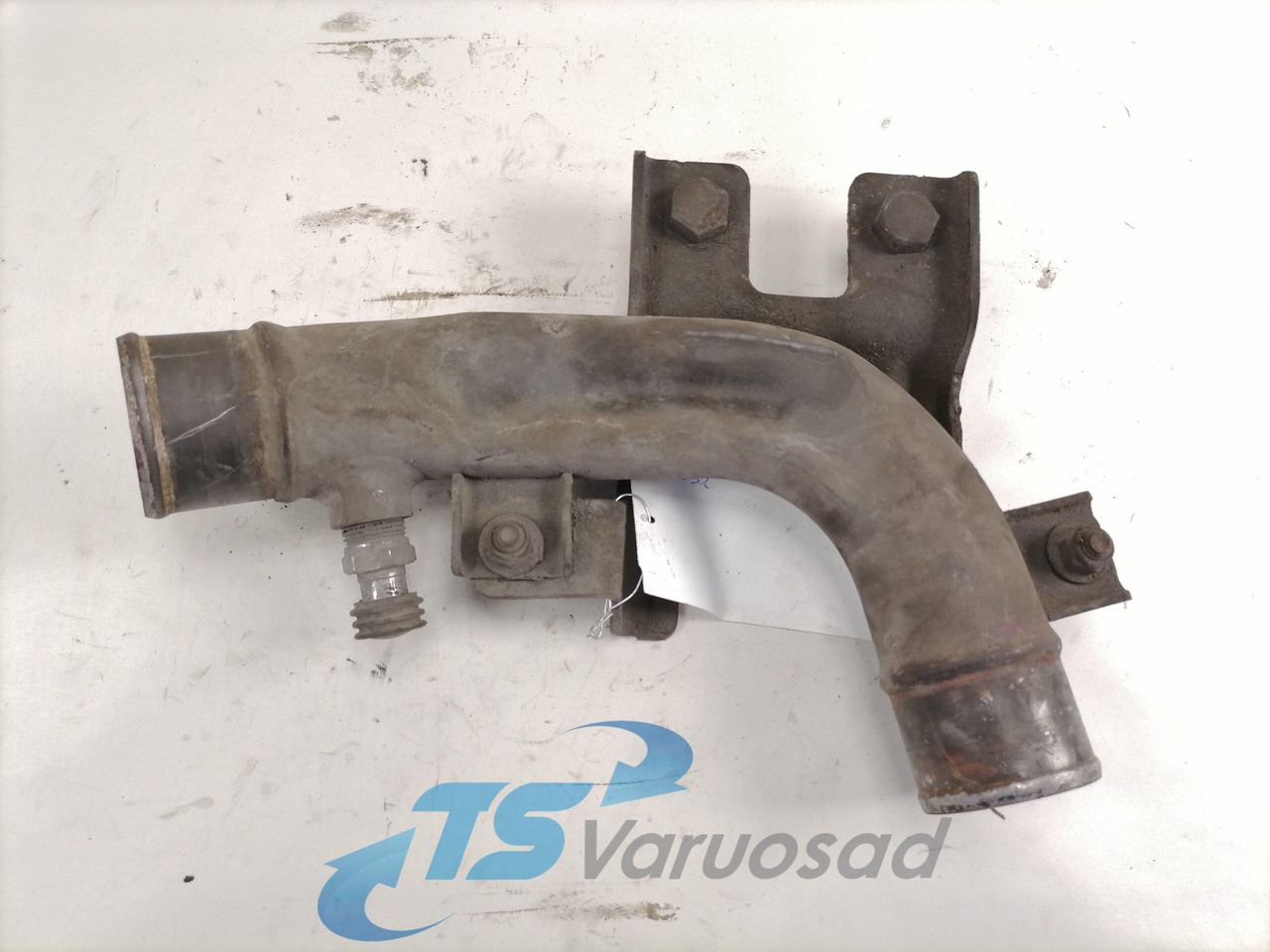 Scania Jahutusvedeliku toru, retarder 2018064 - Cooling system for Truck: picture 4 Scania Jahutusvedeliku toru, retarder 2018064 - Cooling system for Truck: picture 4