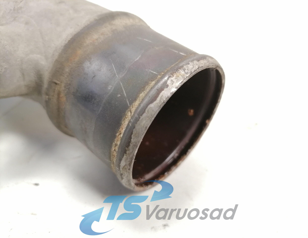 Scania Jahutusvedeliku toru, retarder 2018064 - Cooling system for Truck: picture 3 Scania Jahutusvedeliku toru, retarder 2018064 - Cooling system for Truck: picture 3