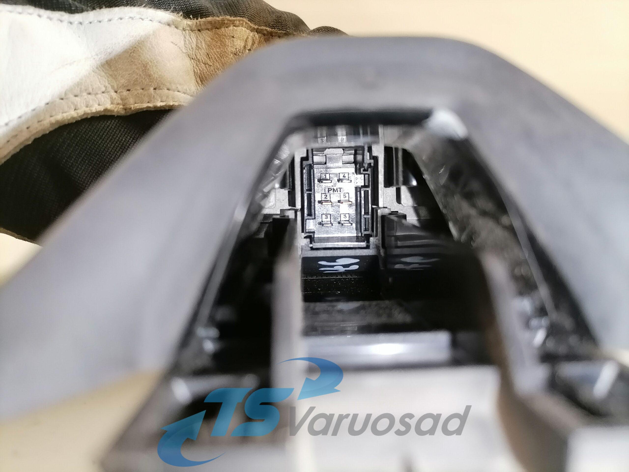 Scania Juhtplokk, FLC 1949369 - ECU for Truck: picture 4 Scania Juhtplokk, FLC 1949369 - ECU for Truck: picture 4