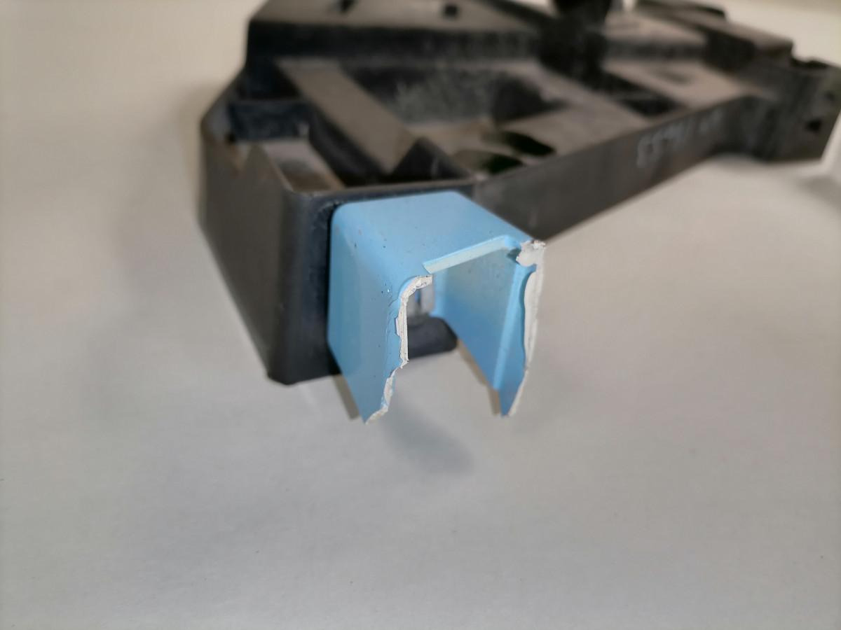 Scania Kabiini tuulesuunaja kandur 2326969 - Aerodynamics/ Spoiler for Truck: picture 2 Scania Kabiini tuulesuunaja kandur 2326969 - Aerodynamics/ Spoiler for Truck: picture 2