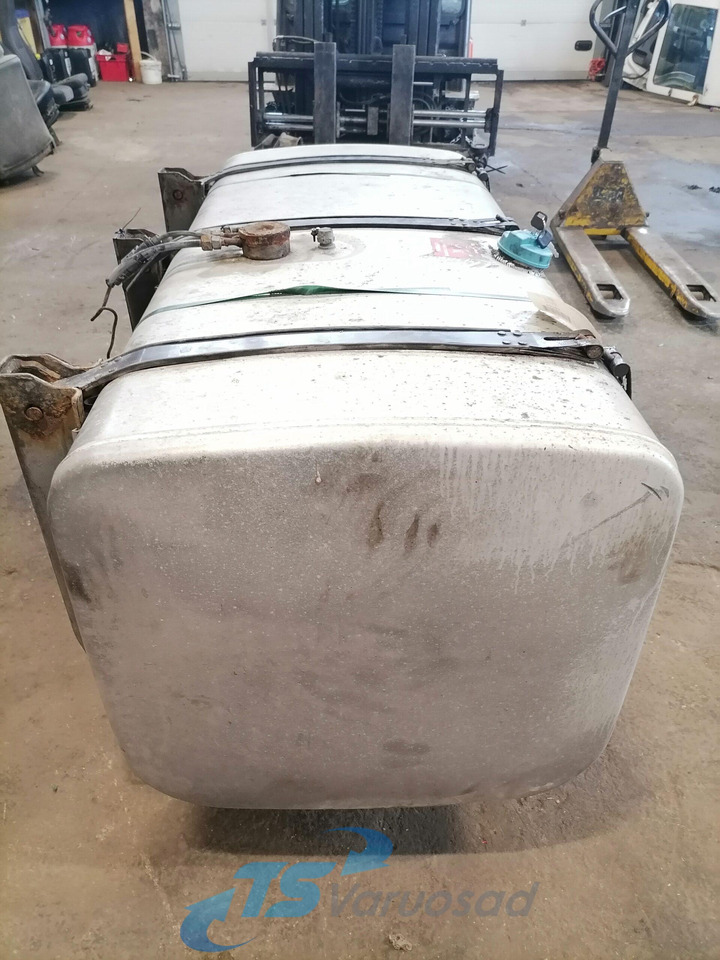 Scania Kütusepaak 600L 1871191 - Fuel tank for Truck: picture 4 Scania Kütusepaak 600L 1871191 - Fuel tank for Truck: picture 4