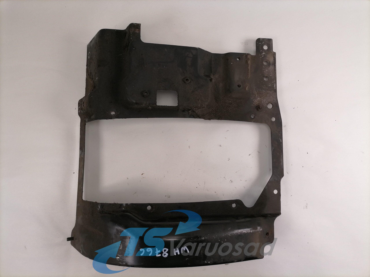 Scania Light bracket 1727991 - Lights/ Lighting for Truck: picture 2 Scania Light bracket 1727991 - Lights/ Lighting for Truck: picture 2