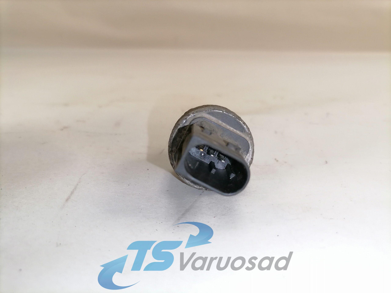 Scania Sensor, air pressure 1889798 - Sensor for Truck: picture 2 Scania Sensor, air pressure 1889798 - Sensor for Truck: picture 2