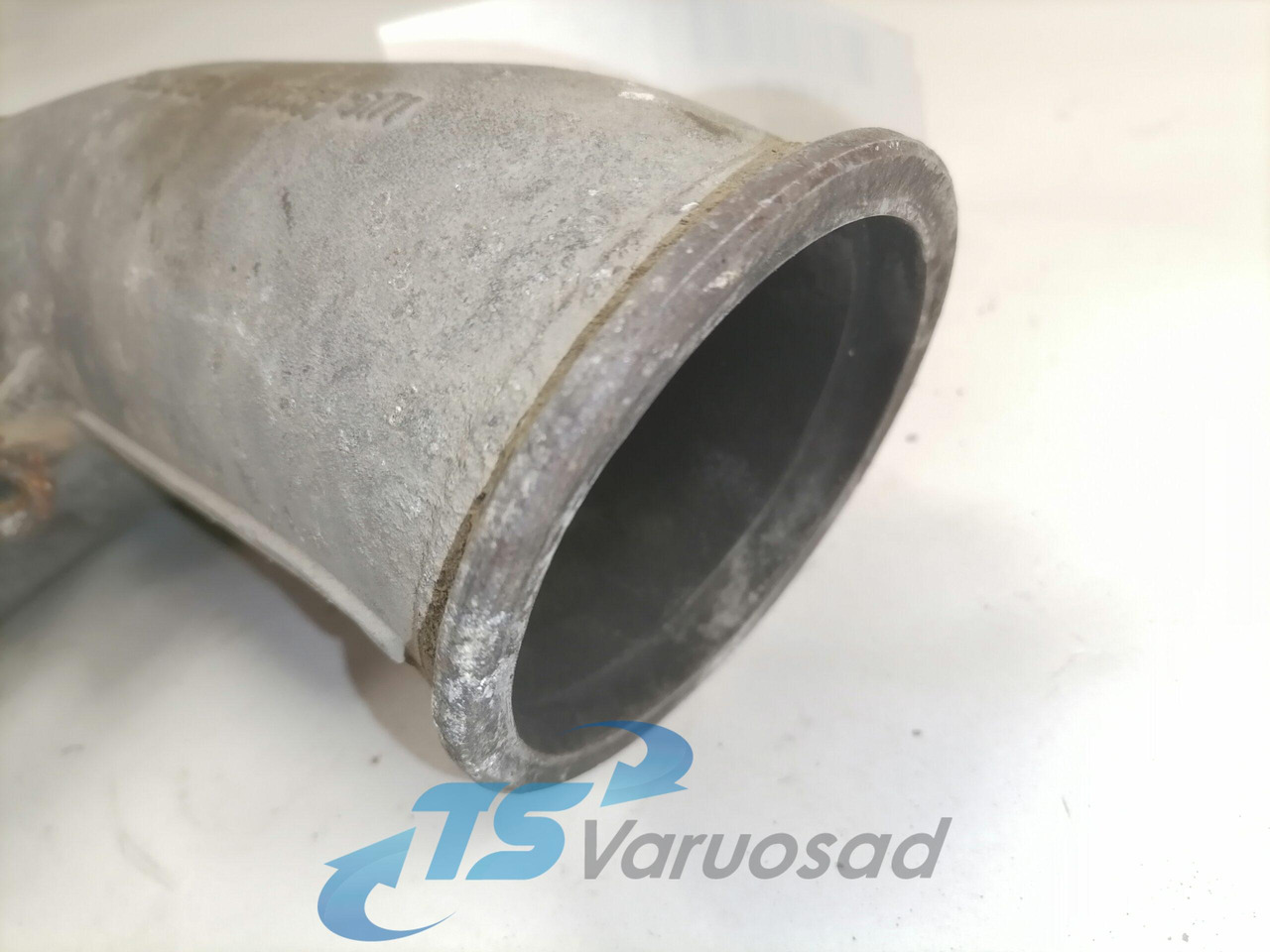 Scania intercooler pipe 1375488 - Intercooler for Truck: picture 4 Scania intercooler pipe 1375488 - Intercooler for Truck: picture 4