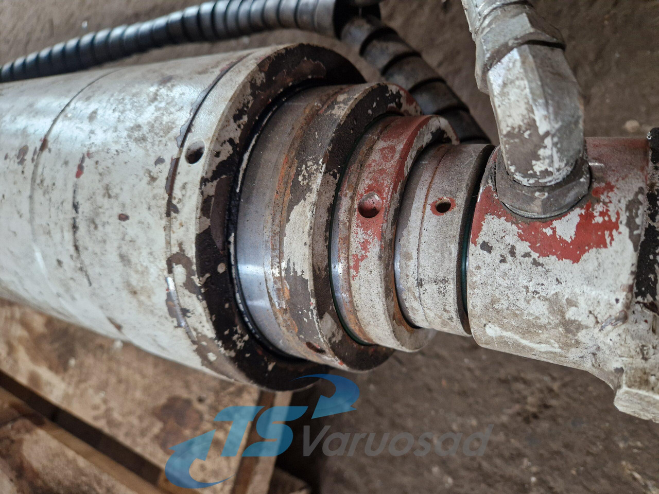Universaalne Hüdrosilinder - Hydraulics for Truck: picture 2 Universaalne Hüdrosilinder - Hydraulics for Truck: picture 2