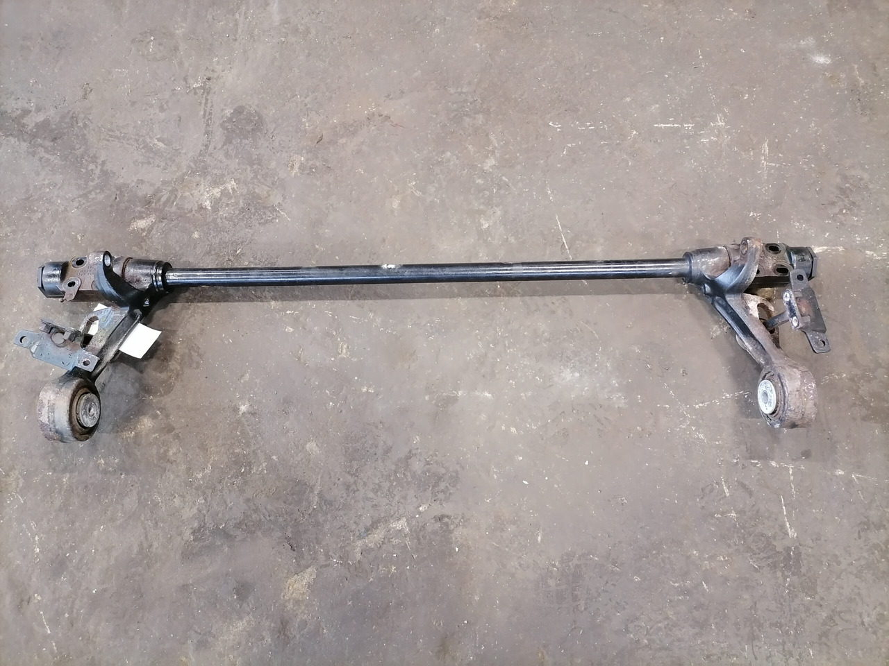 Volvo Anti-roll bar 3198853 - Cab suspension for Truck: picture 3 Volvo Anti-roll bar 3198853 - Cab suspension for Truck: picture 3