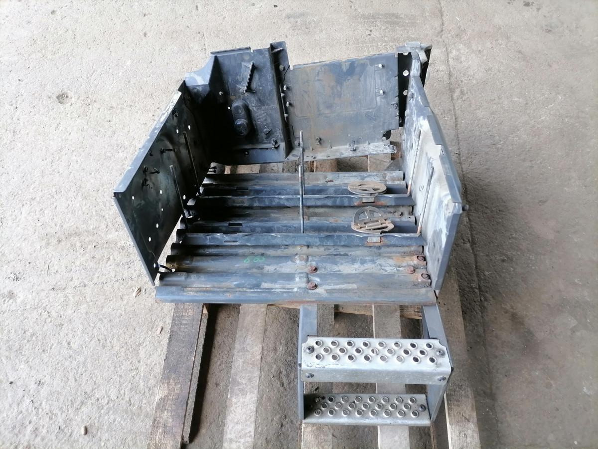 Volvo Battery box 22095787 - Battery for Truck: picture 2 Volvo Battery box 22095787 - Battery for Truck: picture 2