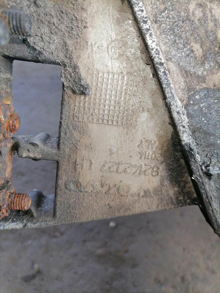 Volvo Boarding step unit 82142327 - Footstep for Truck: picture 3 Volvo Boarding step unit 82142327 - Footstep for Truck: picture 3