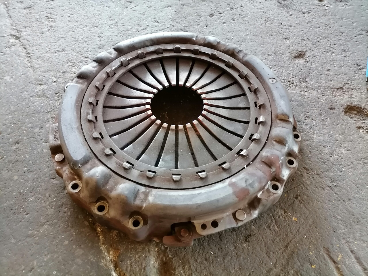 Volvo Clutch cover 20806454 - Clutch and parts for Truck: picture 2 Volvo Clutch cover 20806454 - Clutch and parts for Truck: picture 2