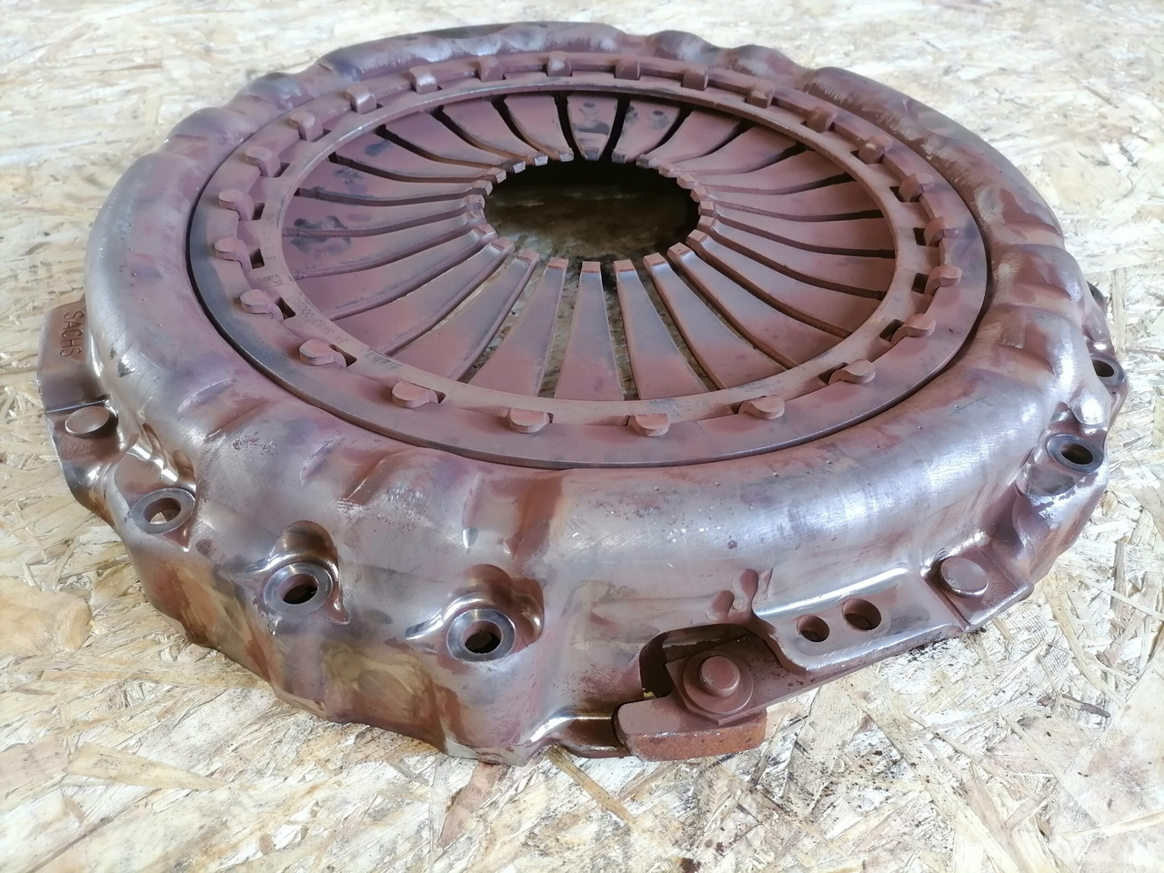 Volvo Clutch cover 21615193 - Clutch and parts for Truck: picture 3 Volvo Clutch cover 21615193 - Clutch and parts for Truck: picture 3