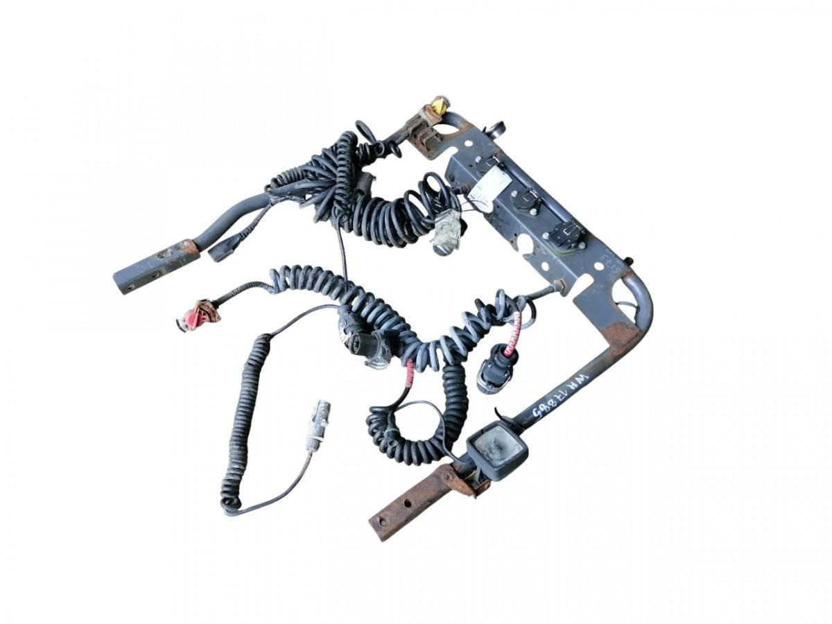 Volvo Kabiini tagune haagise pistikute kinnitusraam 1629142 - Frame/ Chassis for Truck: picture 1 Volvo Kabiini tagune haagise pistikute kinnitusraam 1629142 - Frame/ Chassis for Truck: picture 1