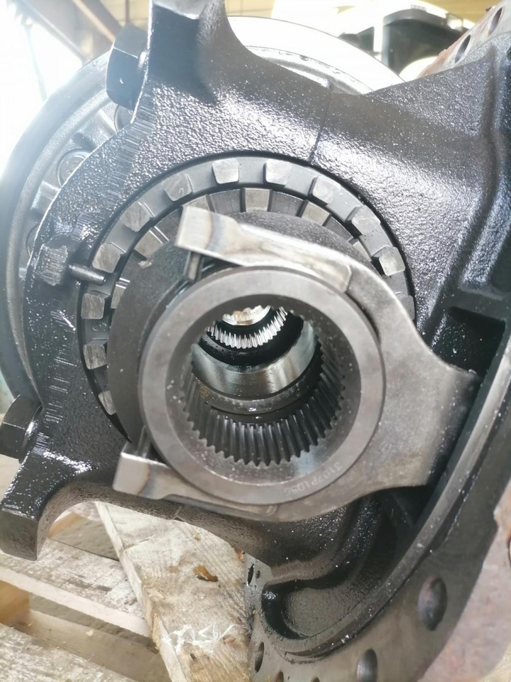 Volvo Volvo reduktor RTS2370A 3,09 20545461 - Final drive for Truck: picture 4 Volvo Volvo reduktor RTS2370A 3,09 20545461 - Final drive for Truck: picture 4