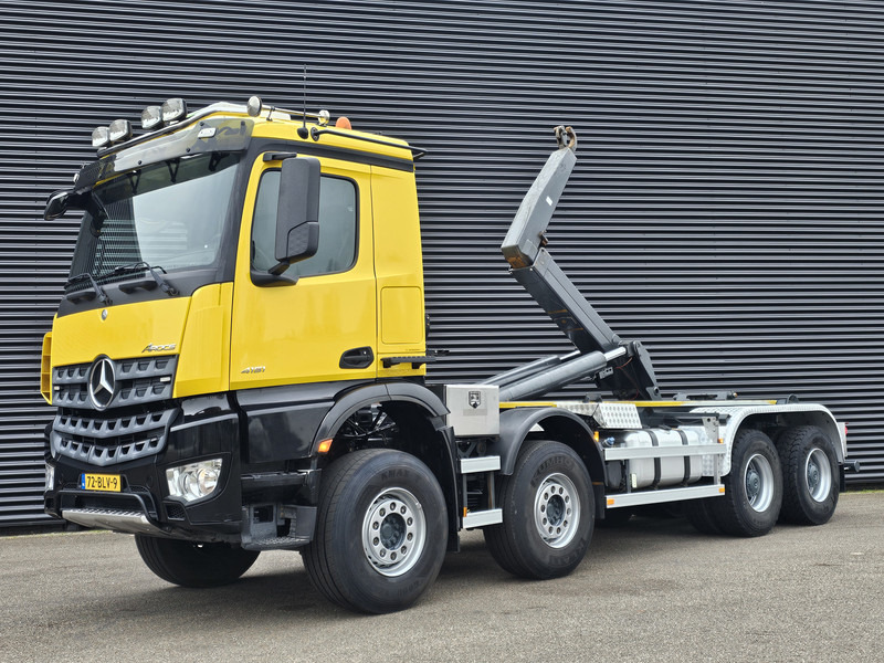 Mercedes-Benz AROCS 3945 / 8x4 HAAKARM / LIFT / ABROLKIPPER - Hook lift truck: picture 1 Mercedes-Benz AROCS 3945 / 8x4 HAAKARM / LIFT / ABROLKIPPER - Hook lift truck: picture 1