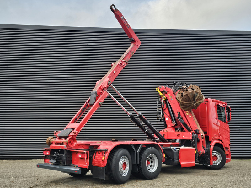 Scania R520 V8 6x2/4 / EPSILON CRANE + HOOKLIFT - Hook lift truck, Crane truck: picture 4 Scania R520 V8 6x2/4 / EPSILON CRANE + HOOKLIFT - Hook lift truck, Crane truck: picture 4