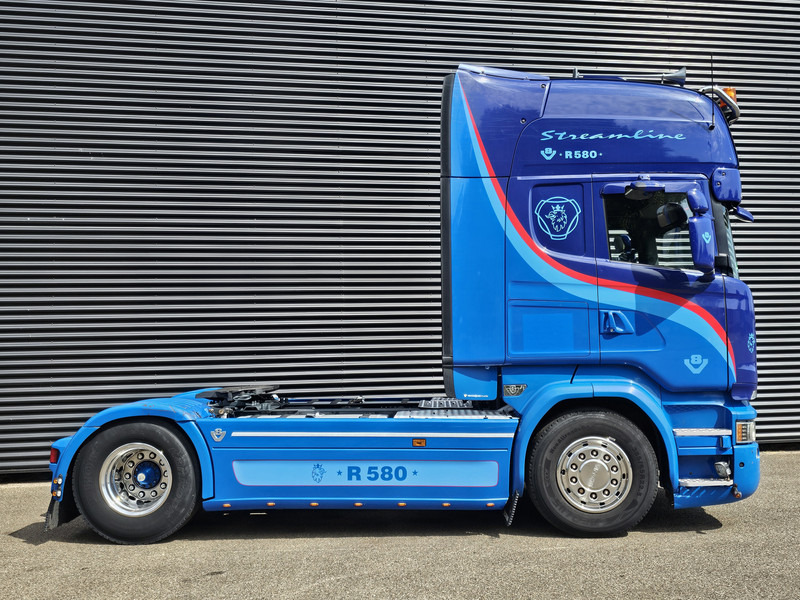 Scania R580 V8 / 4x2 / FULL AIR / 2 TANKS / PTO - Tractor unit: picture 4 Scania R580 V8 / 4x2 / FULL AIR / 2 TANKS / PTO - Tractor unit: picture 4