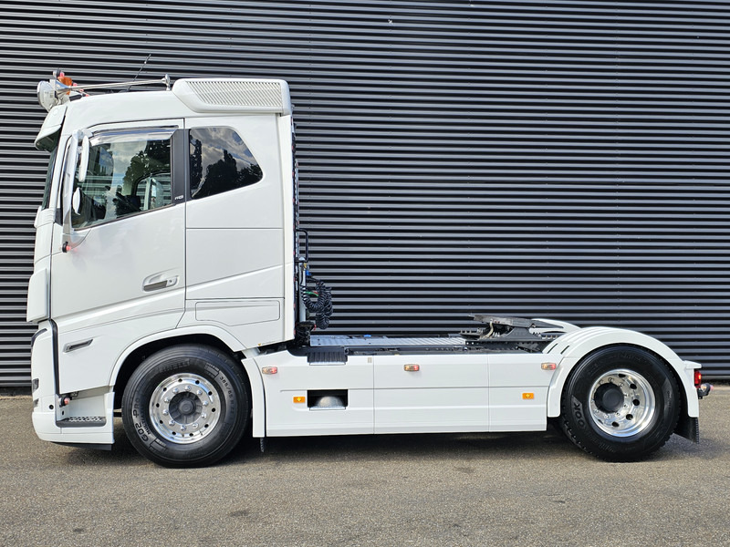 Volvo FH 16.750 4x2 / FULL AIR / RETARDER / I PARK COOL - Tractor unit: picture 5 Volvo FH 16.750 4x2 / FULL AIR / RETARDER / I PARK COOL - Tractor unit: picture 5