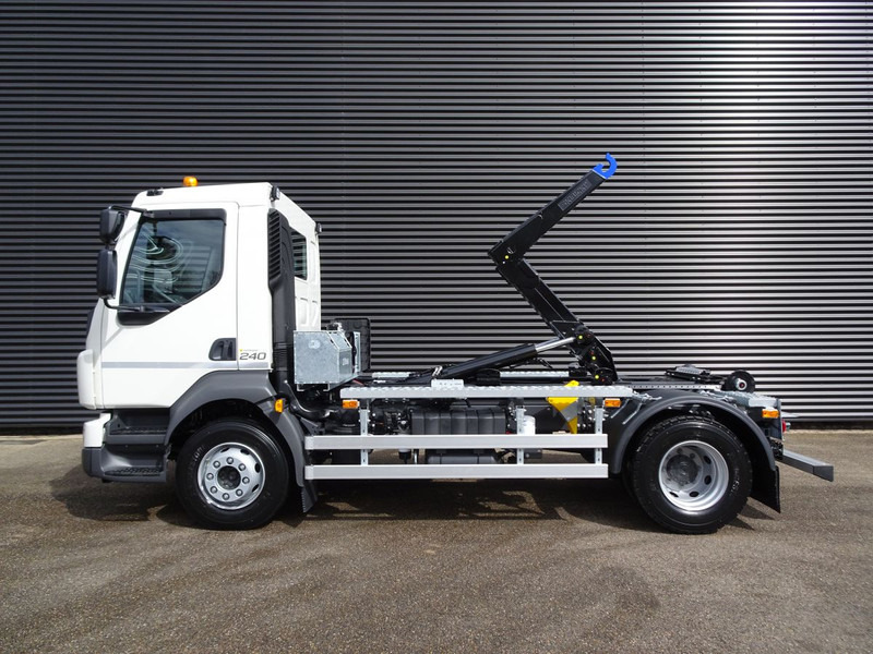 Volvo FL 240 NEW / 4X2 / HAAKARM / AMPIROLLE - Hook lift truck: picture 5 Volvo FL 240 NEW / 4X2 / HAAKARM / AMPIROLLE - Hook lift truck: picture 5